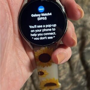 Samsung Galaxy Watch4 with Sunflower Band